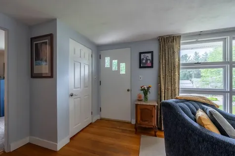 78 Squires Lane New London NH 03257