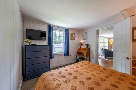 78 Squires Lane New London NH 03257