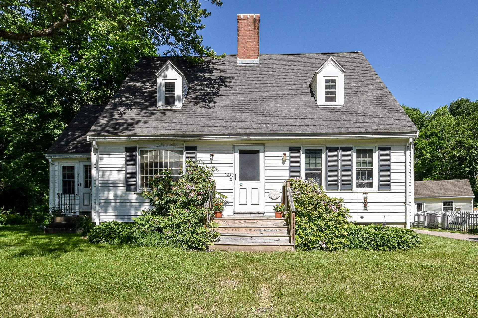 203 High Street Somersworth NH 03878