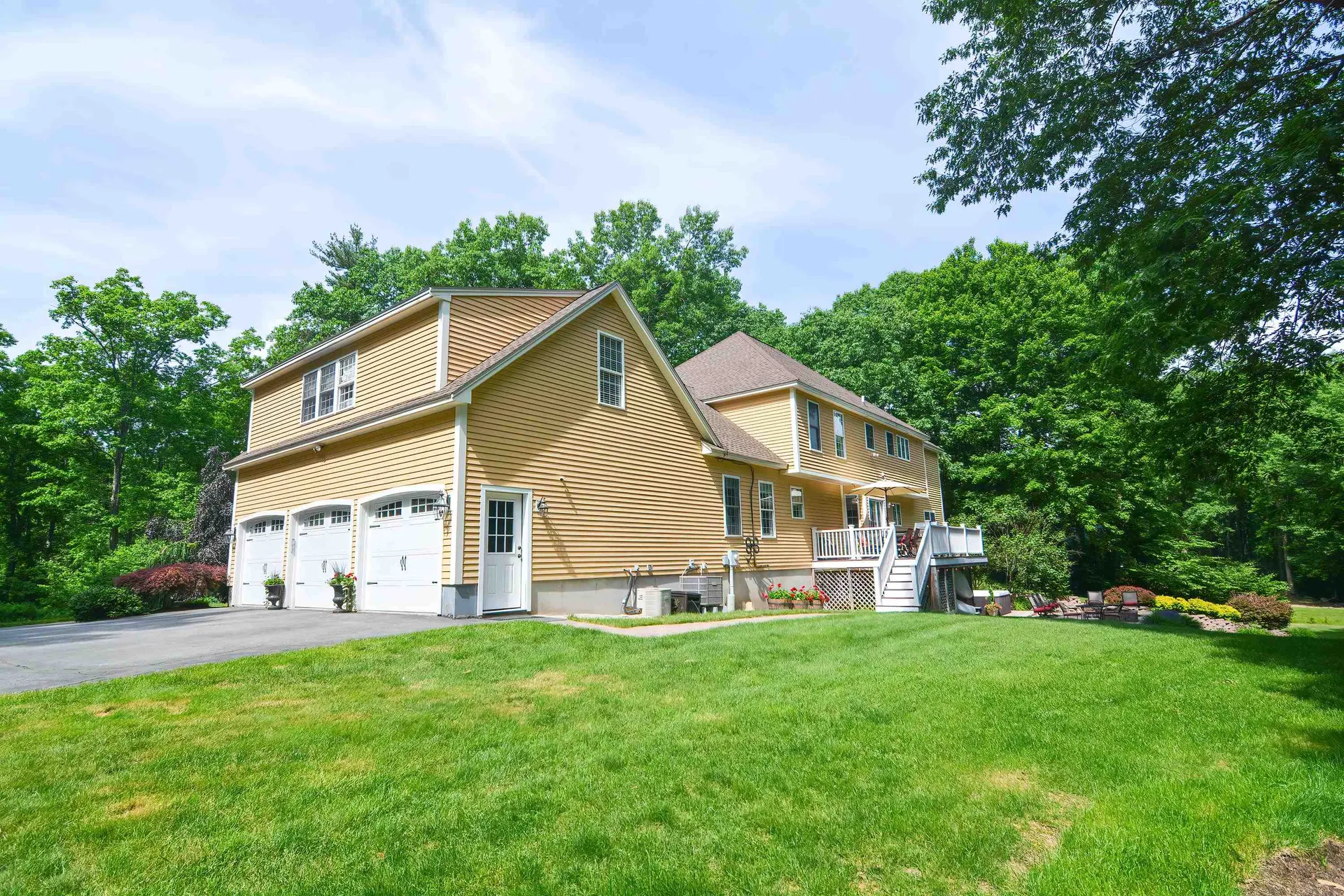11 Glenwood Road Windham NH 03087