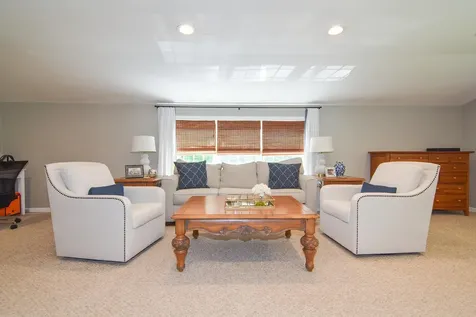 11 Glenwood Road Windham NH 03087