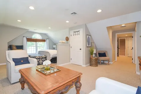 11 Glenwood Road Windham NH 03087