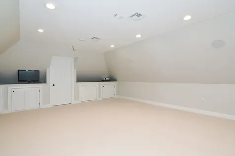 11 Glenwood Road Windham NH 03087