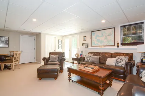 11 Glenwood Road Windham NH 03087