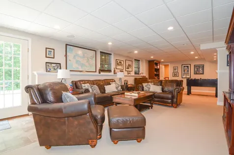 11 Glenwood Road Windham NH 03087