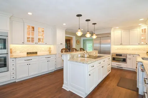 11 Glenwood Road Windham NH 03087