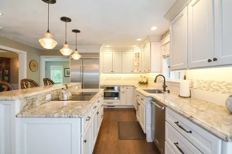 11 Glenwood Road Windham NH 03087