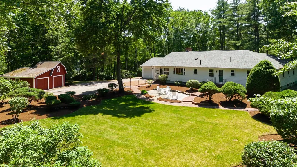 12 Horizon Drive Bedford NH 03110