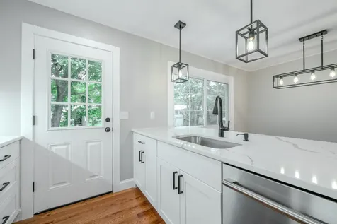 85 Manor Road Concord NH 03303