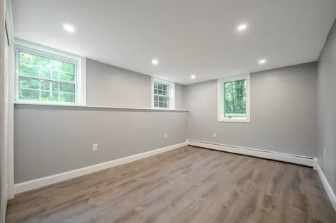 85 Manor Road Concord NH 03303