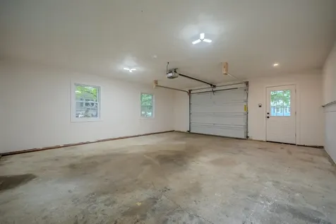 85 Manor Road Concord NH 03303