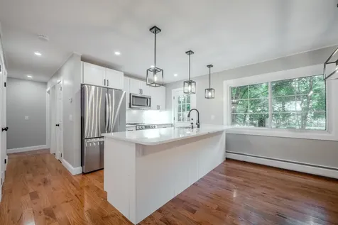 85 Manor Road Concord NH 03303