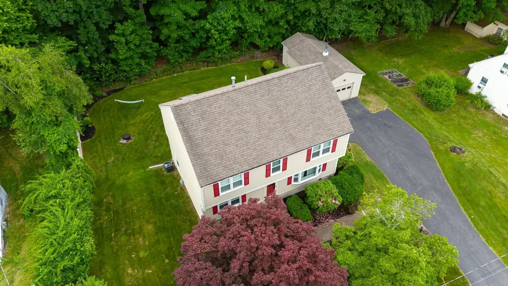 11 Emerson Road Nashua NH 03062