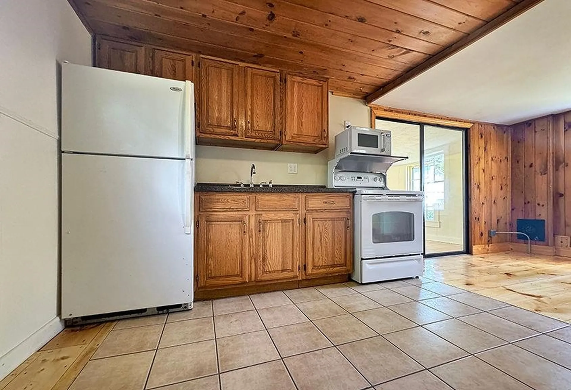 2 Church Street Gilsum NH 03448