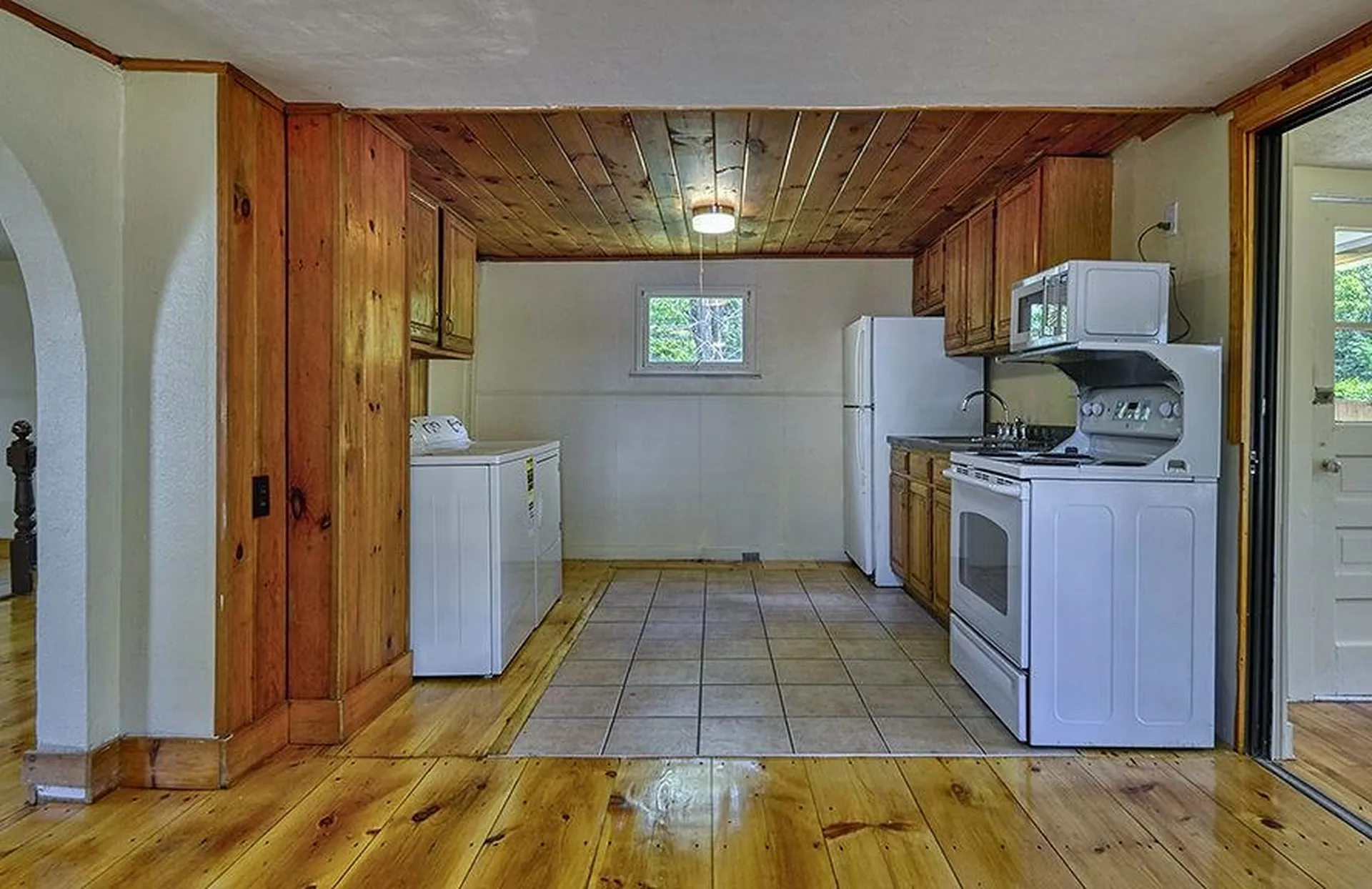 2 Church Street Gilsum NH 03448