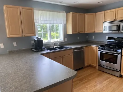 53 Shaws Lane Dover NH 03820
