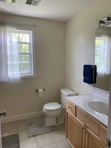 53 Shaws Lane Dover NH 03820
