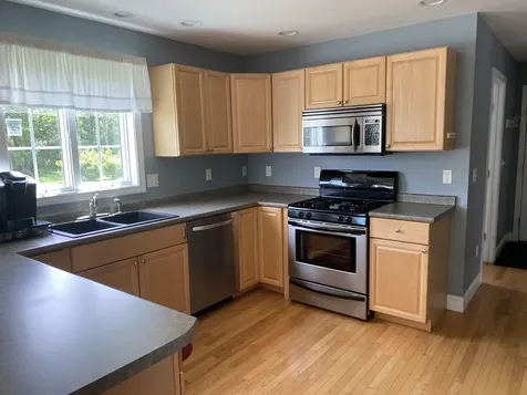 53 Shaws Lane Dover NH 03820