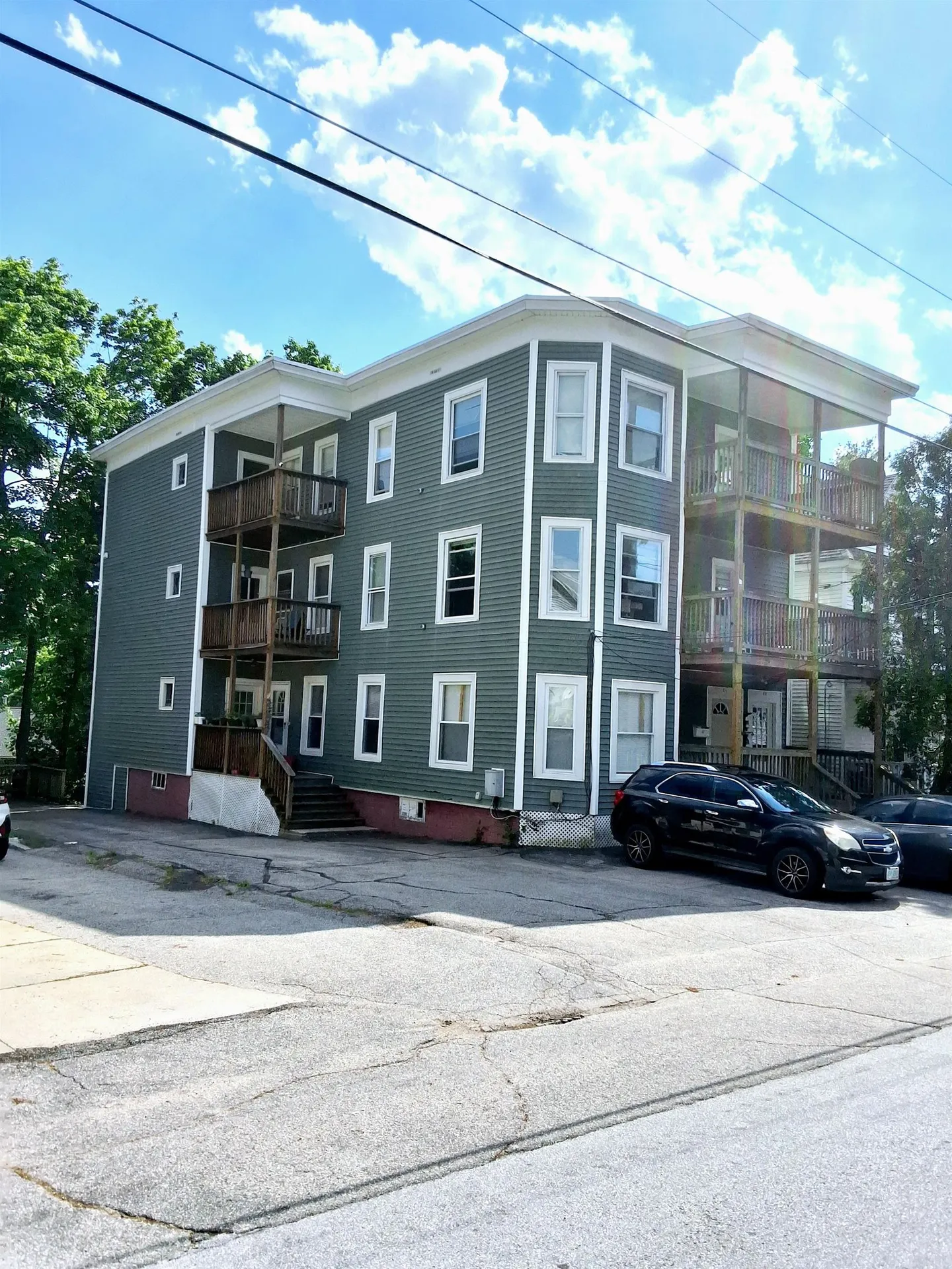 421 Laurel Street Manchester NH 03103