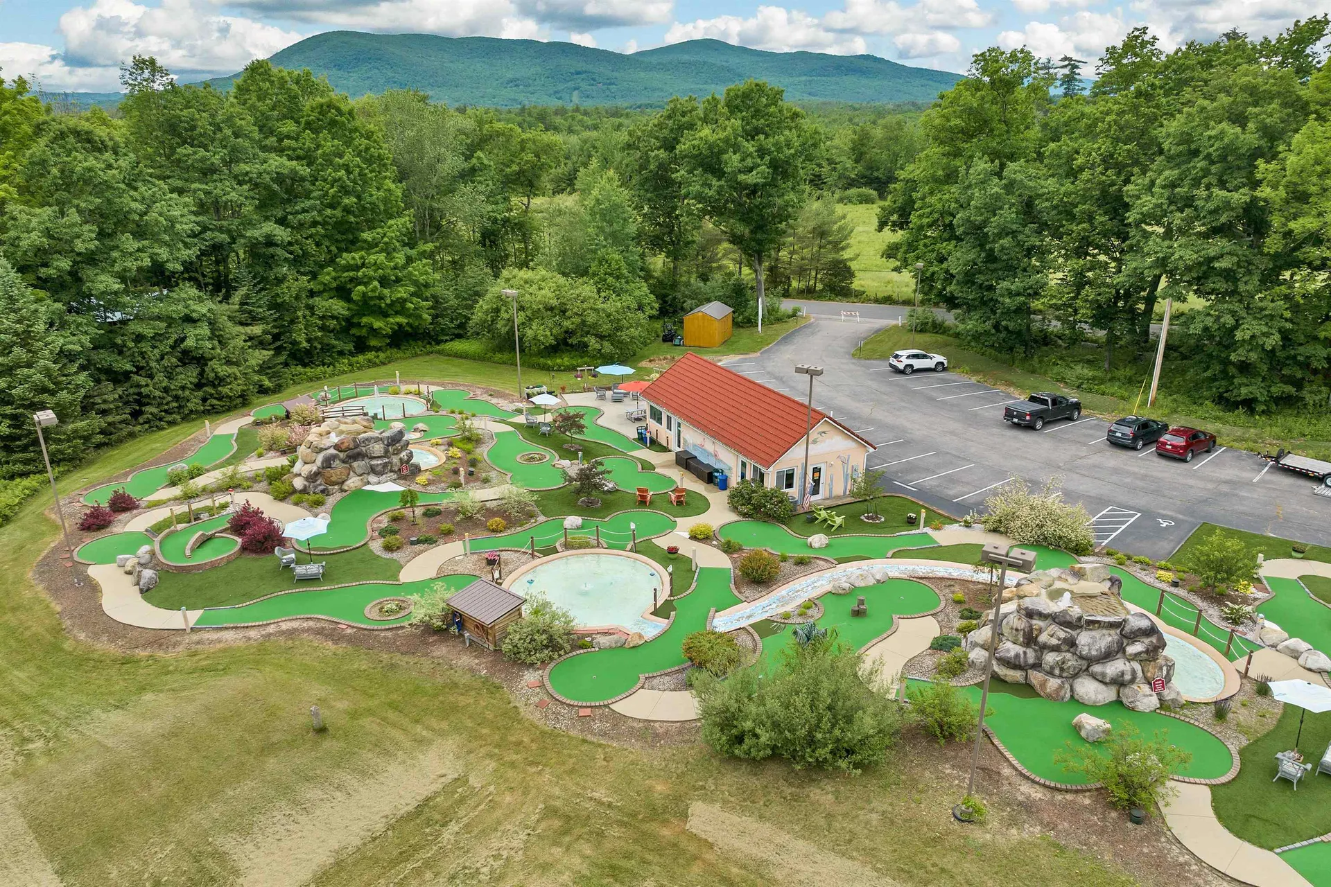 252 Lee Road Moultonborough NH 03254