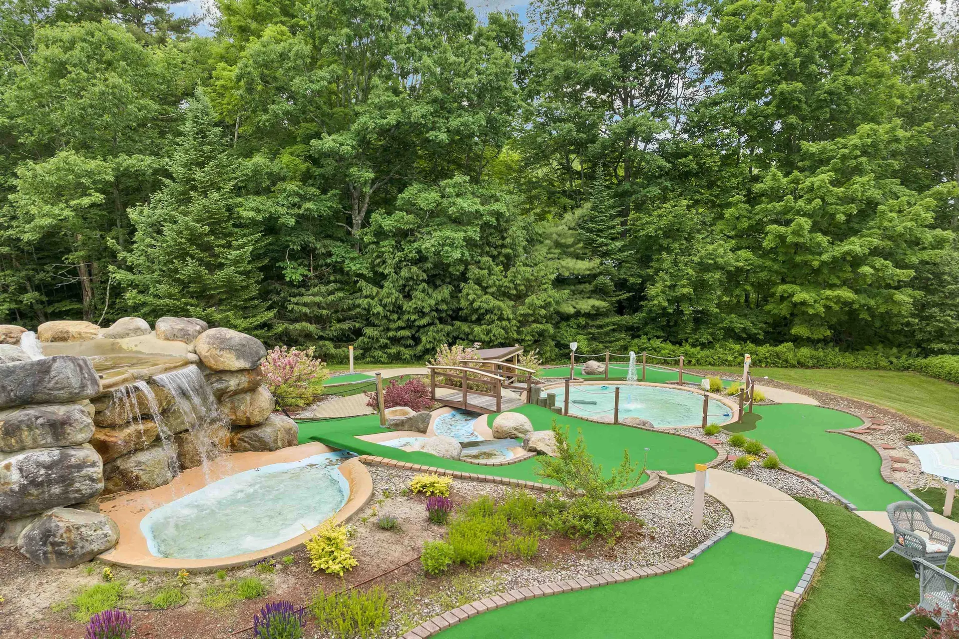 252 Lee Road Moultonborough NH 03254