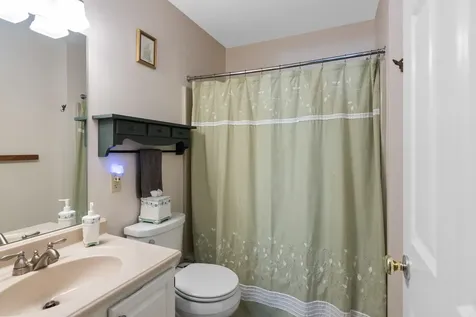 601 S Beach Road South Burlington VT 05403