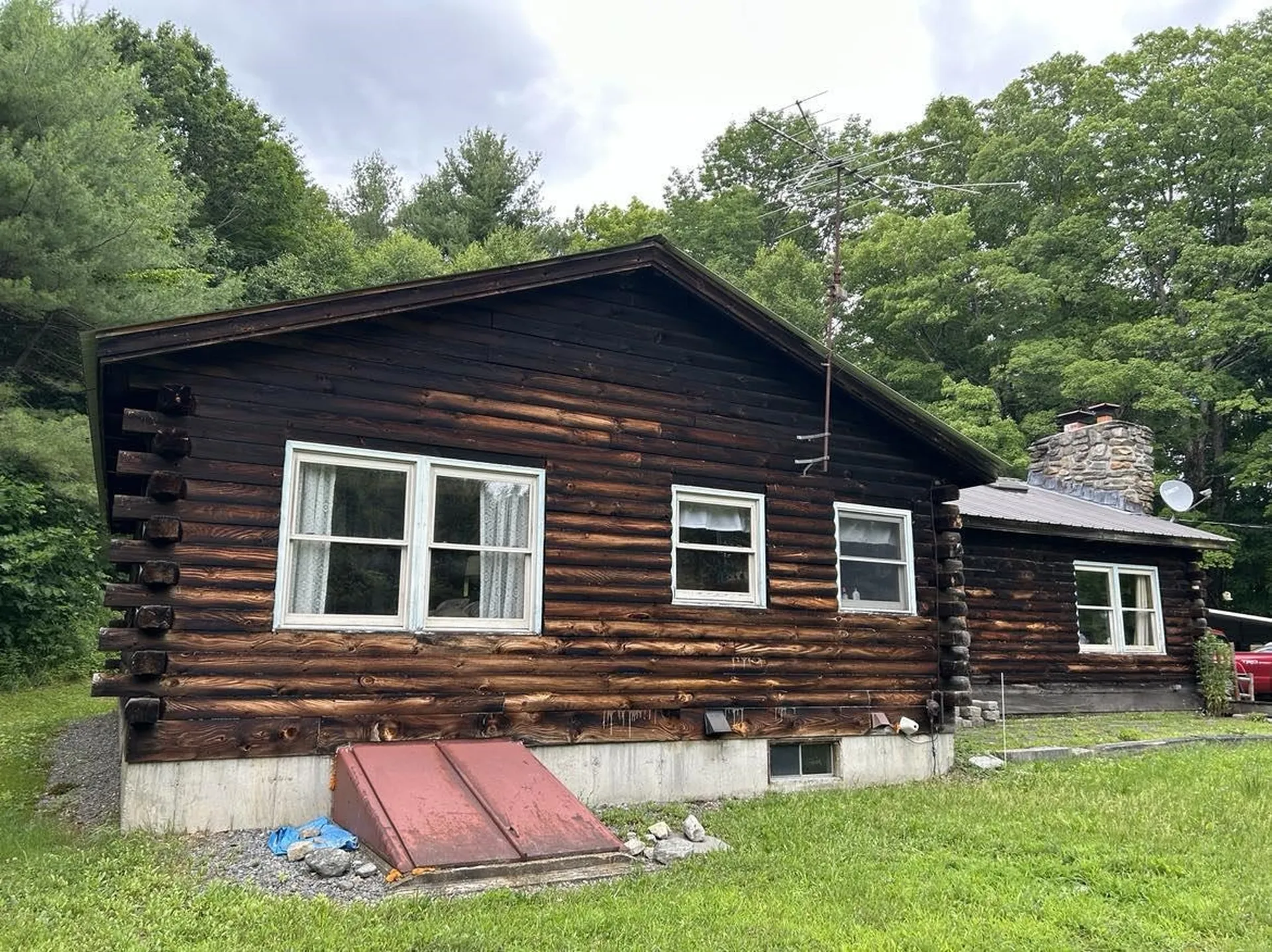 424 Crane Mount Road Townshend VT 05353
