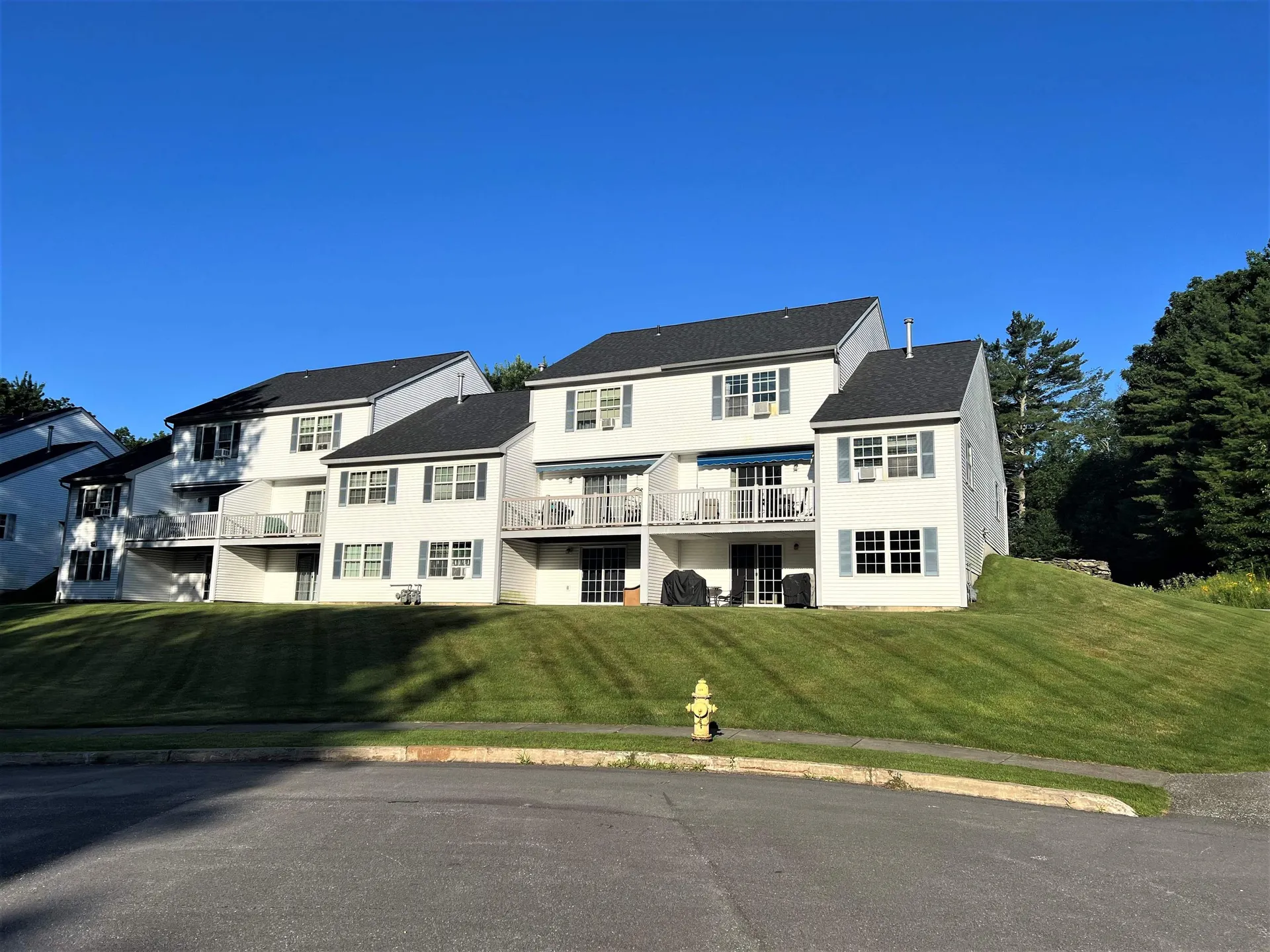 2 Kurk Drive Essex VT 05452