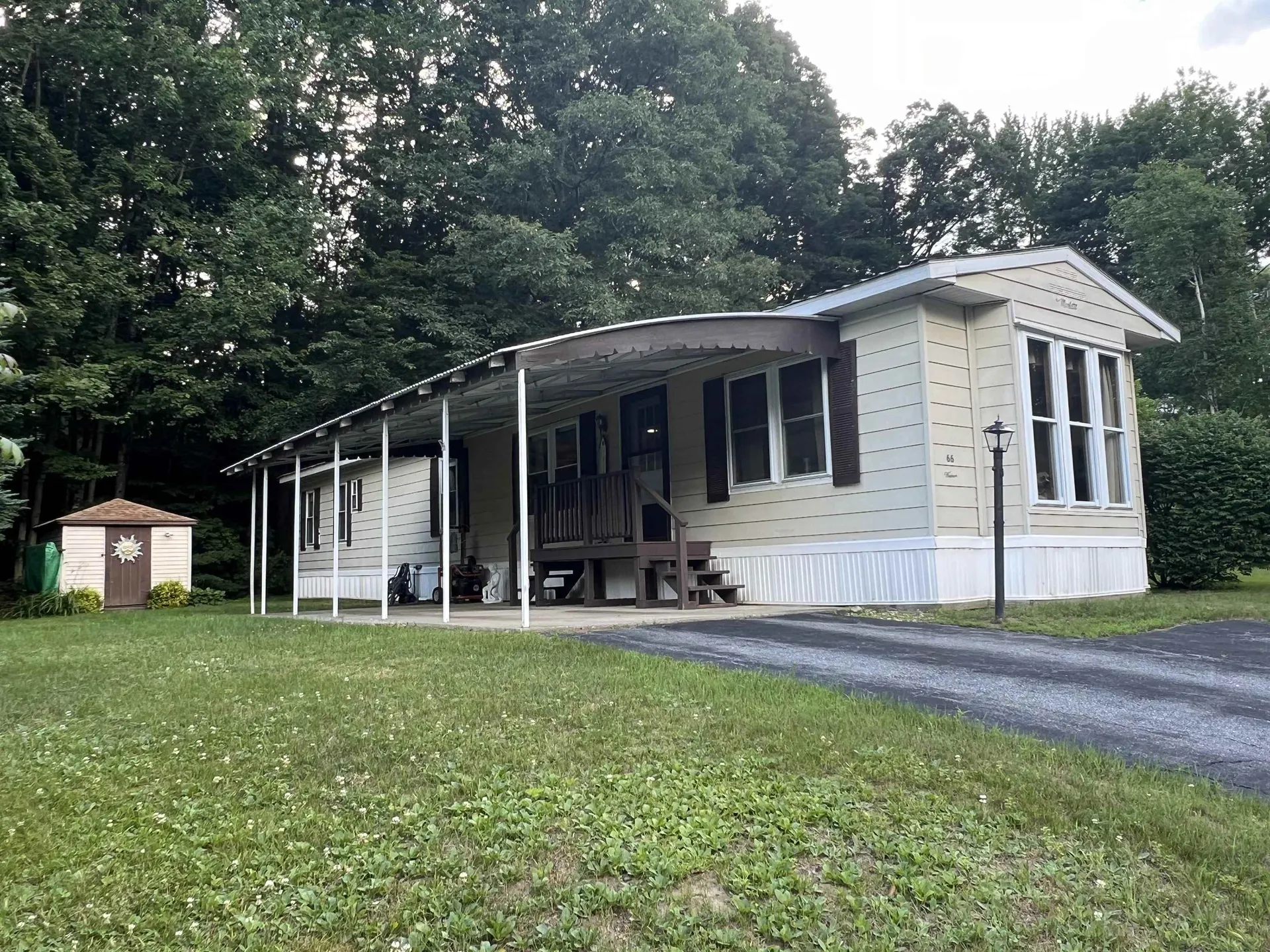 66 Brandon Place Claremont NH 03743