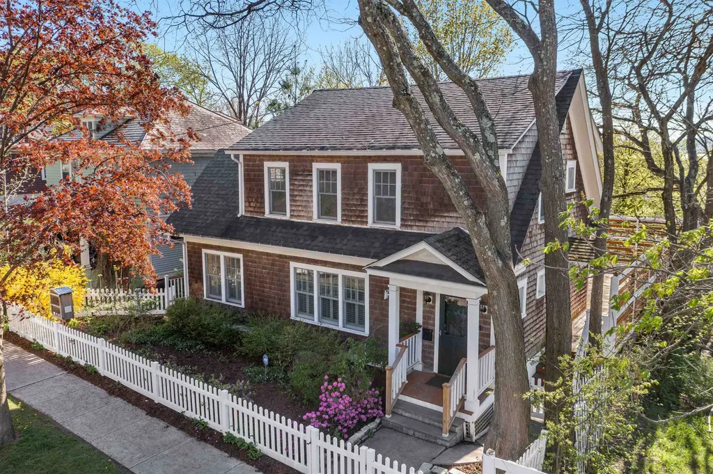 399 South Winooski Avenue Burlington VT 05401