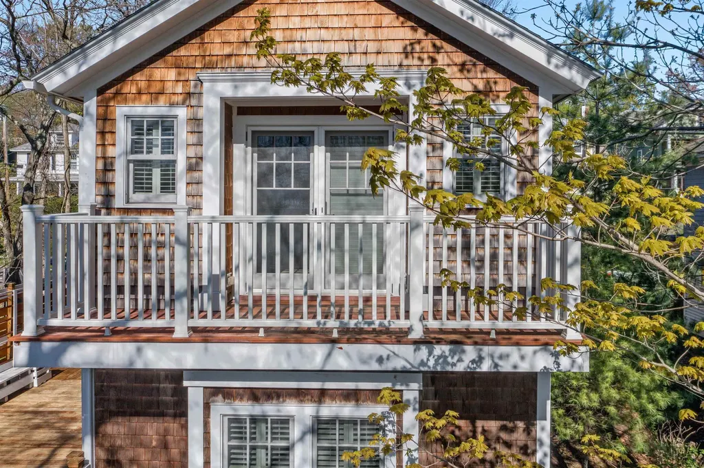 399 South Winooski Avenue Burlington VT 05401