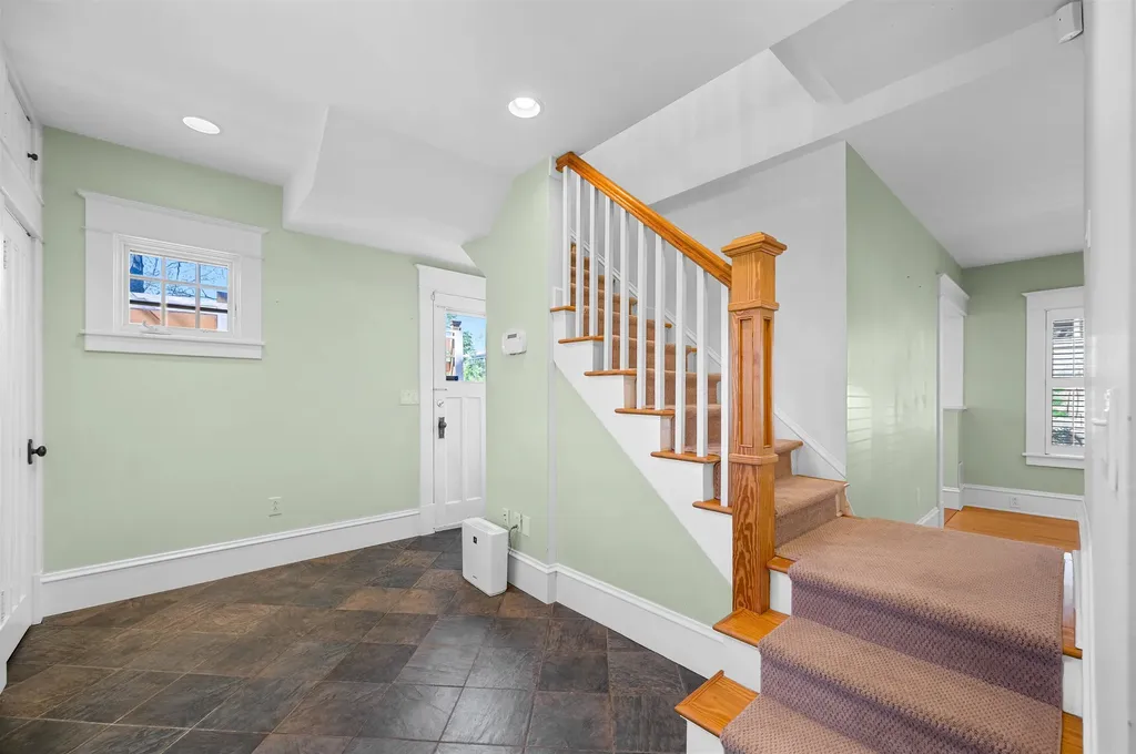 399 South Winooski Avenue Burlington VT 05401