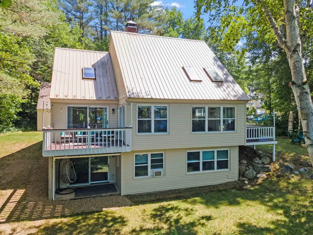 10 Lakeview Drive Meredith NH 03253