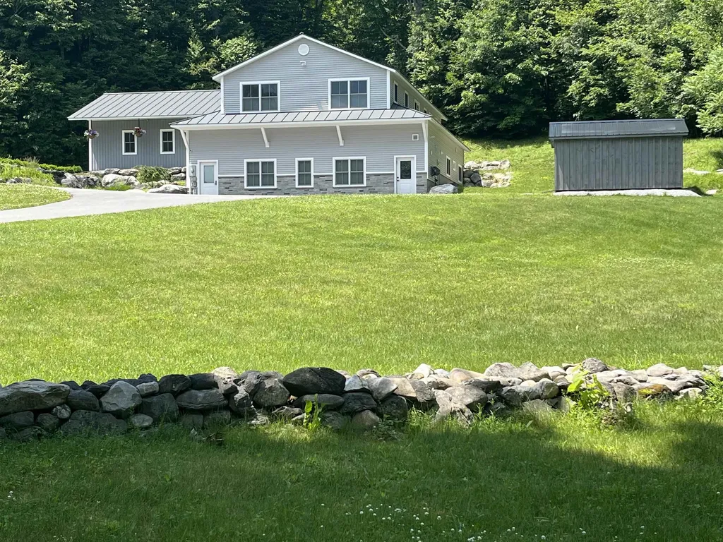 3299 West Road Manchester VT 05255