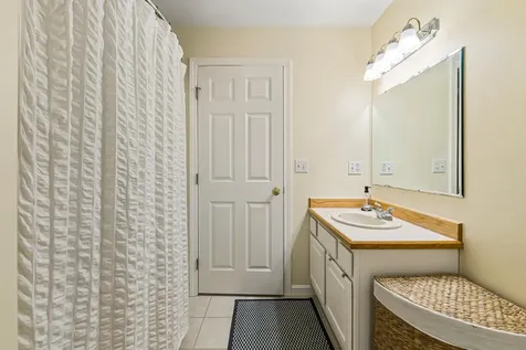 260 Forest Acres Road New London NH 03257