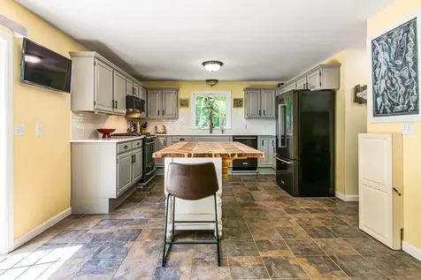 260 Forest Acres Road New London NH 03257