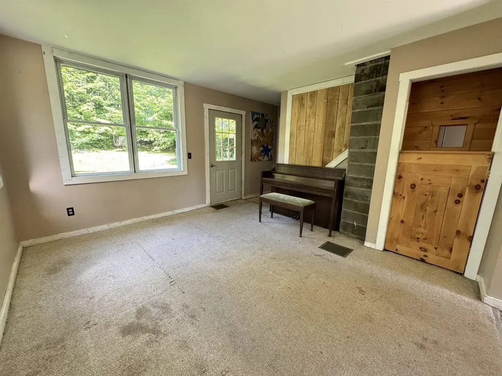 175 Thomas Drive Bristol VT 05443