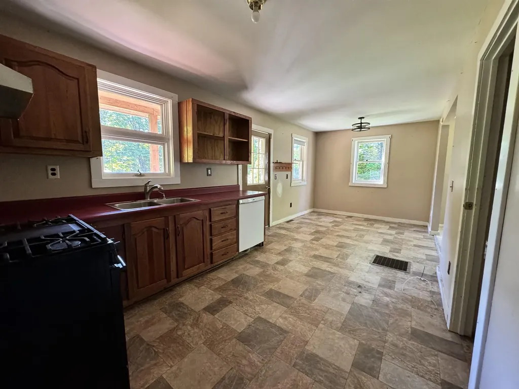 175 Thomas Drive Bristol VT 05443