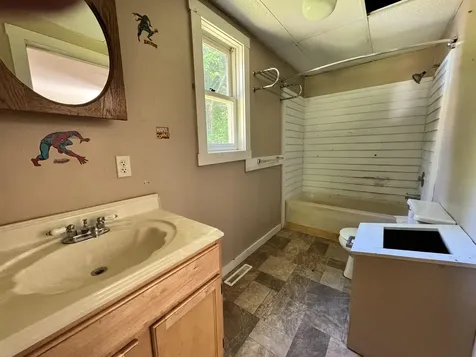 175 Thomas Drive Bristol VT 05443