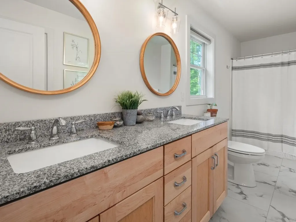 103 Whitetail Path St. George VT 05495