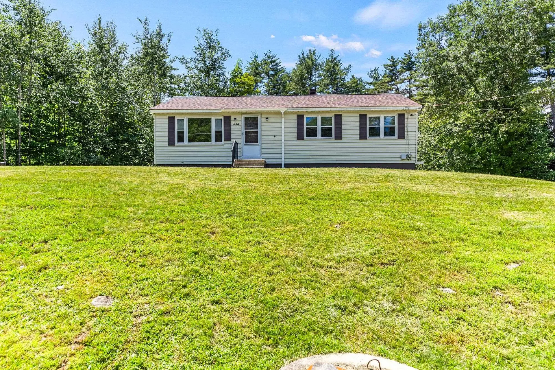 443 Pond Hill Road Barrington NH 03825