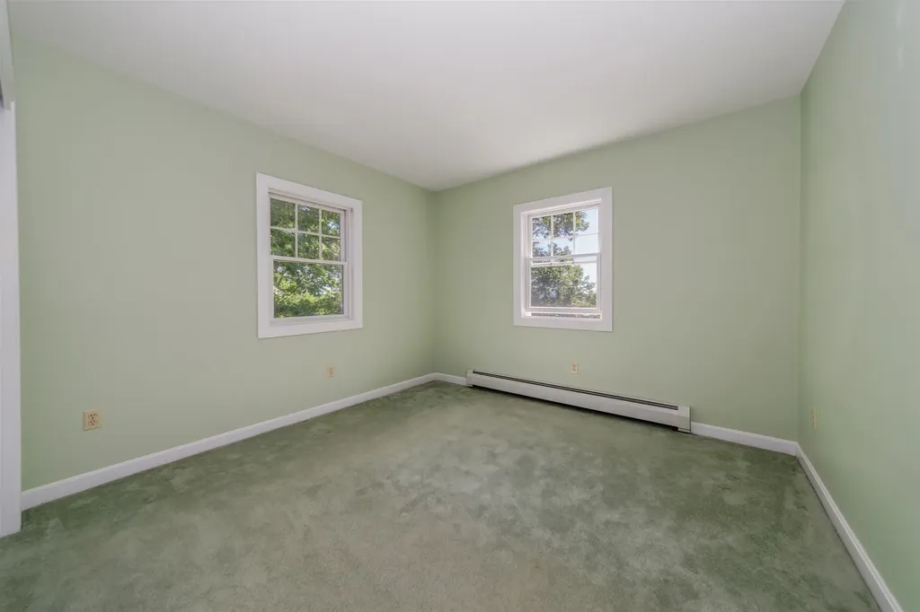 24 Meadow Road Newbury NH 03255