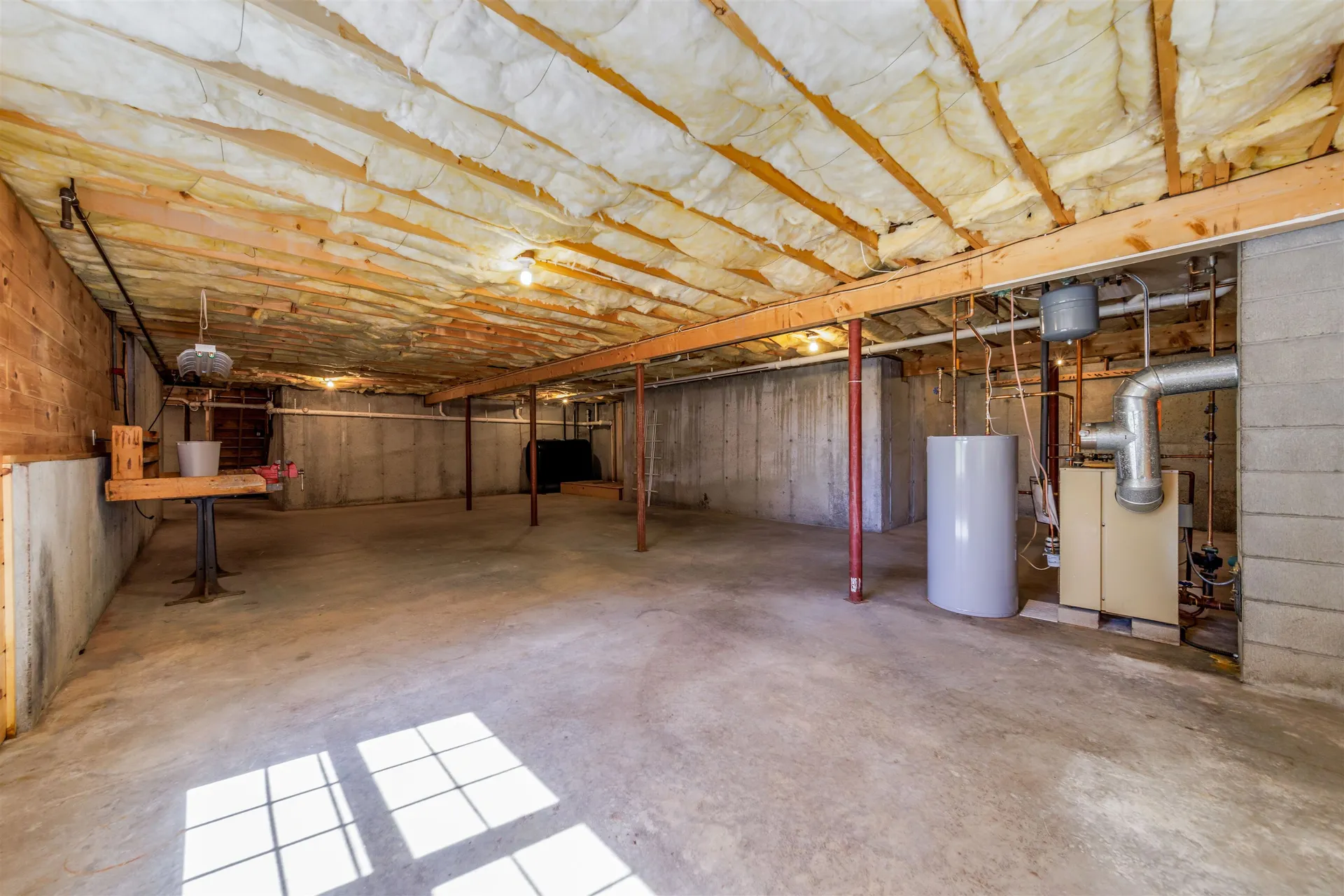 24 Meadow Road Newbury NH 03255