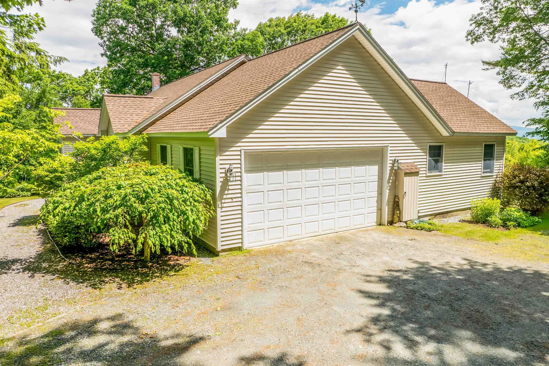 24 Meadow Road Newbury NH 03255