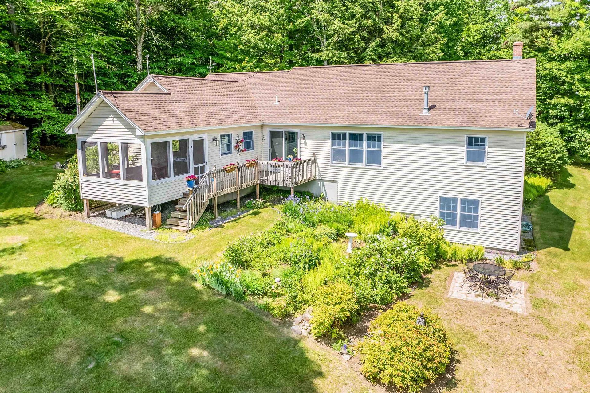 24 Meadow Road Newbury NH 03255