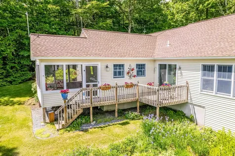 24 Meadow Road Newbury NH 03255