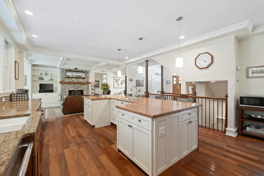 250 Rollins Road Newbury NH 03255