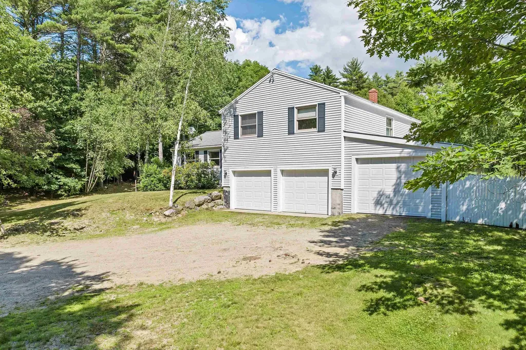 122 Mountain Road Tuftonboro NH 03816