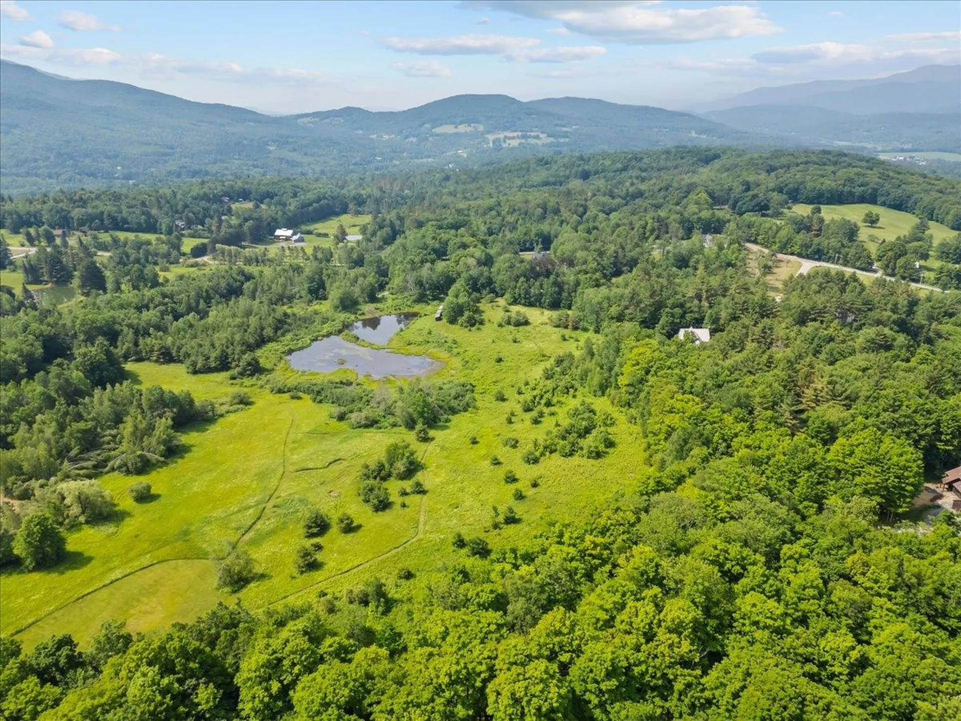 Tbd Taber Hill Road Stowe VT 05672