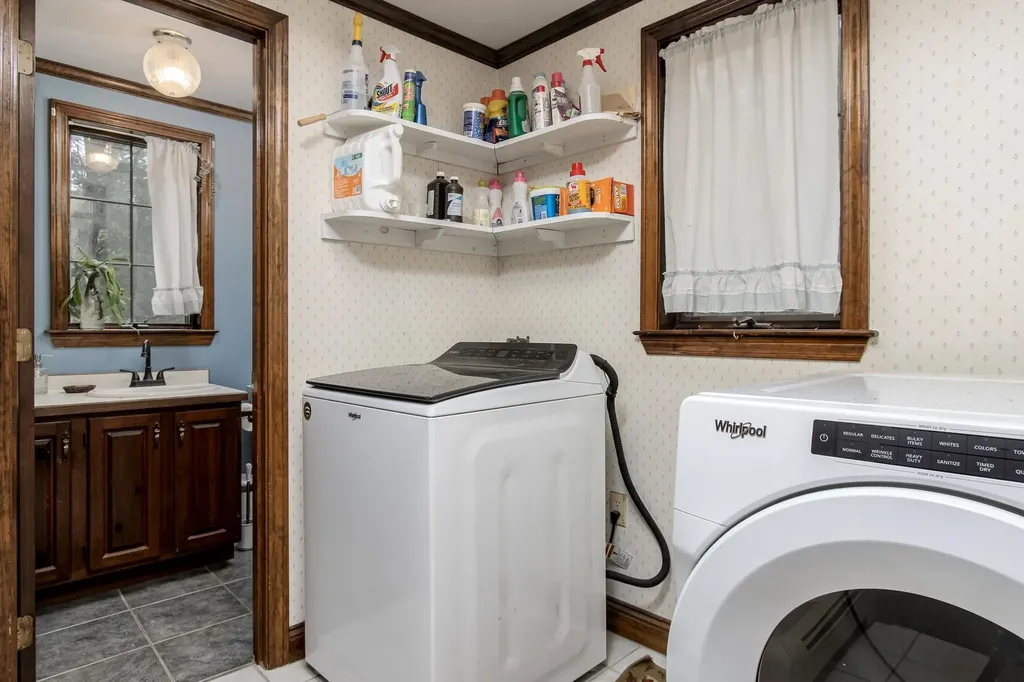 179 Mccurdy Road New Boston NH 03070